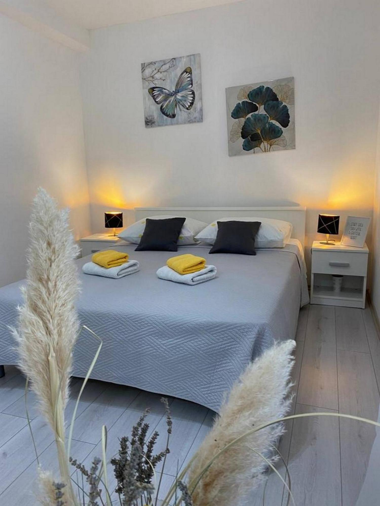 Rural Apartment Ante Дрниш Экстерьер фото